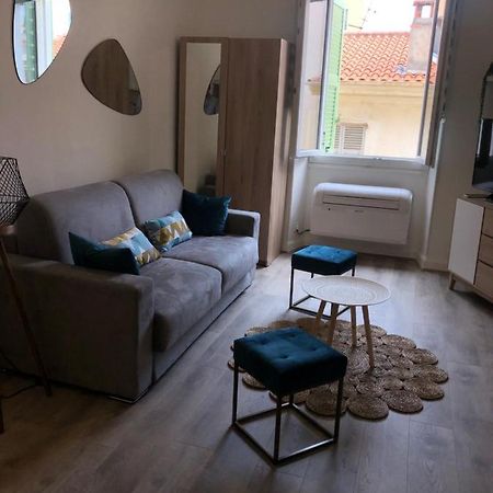 Appartement Le Saint-Michel à Menton Extérieur photo