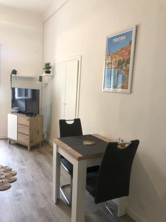 Appartement Le Saint-Michel à Menton Extérieur photo
